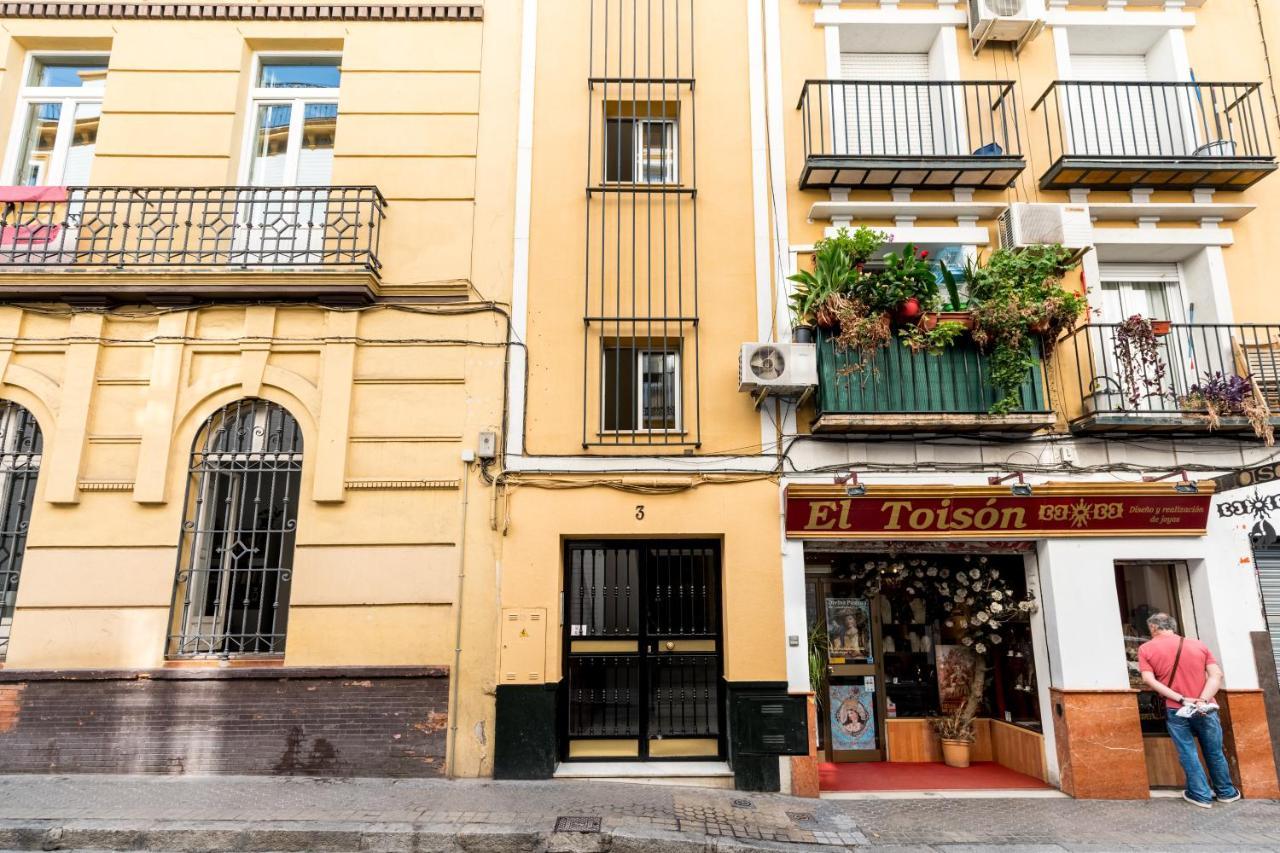 Behouse Campana Lägenhet Sevilla Exteriör bild